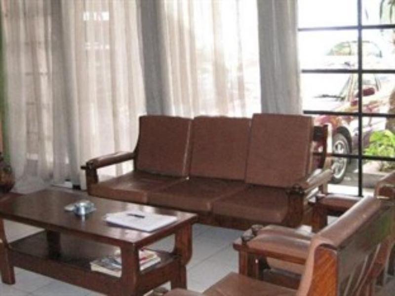Sekar Sari Inn Кута Екстериор снимка